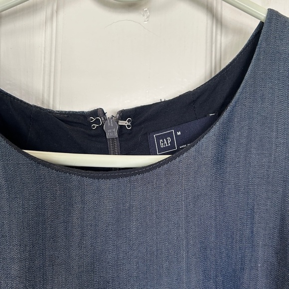 3/$20 GAP mini dress, denim-like fabric, size medium - Picture 7 of 10